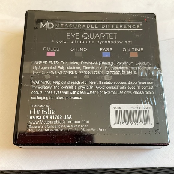 Eyeshadow quartet - Picture 2 of 2